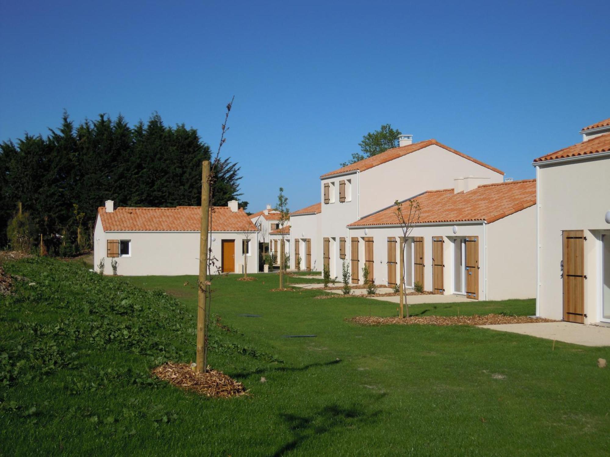 Residence Nemea Les Grands Rochers Ле-Сабль-д’Олон Экстерьер фото