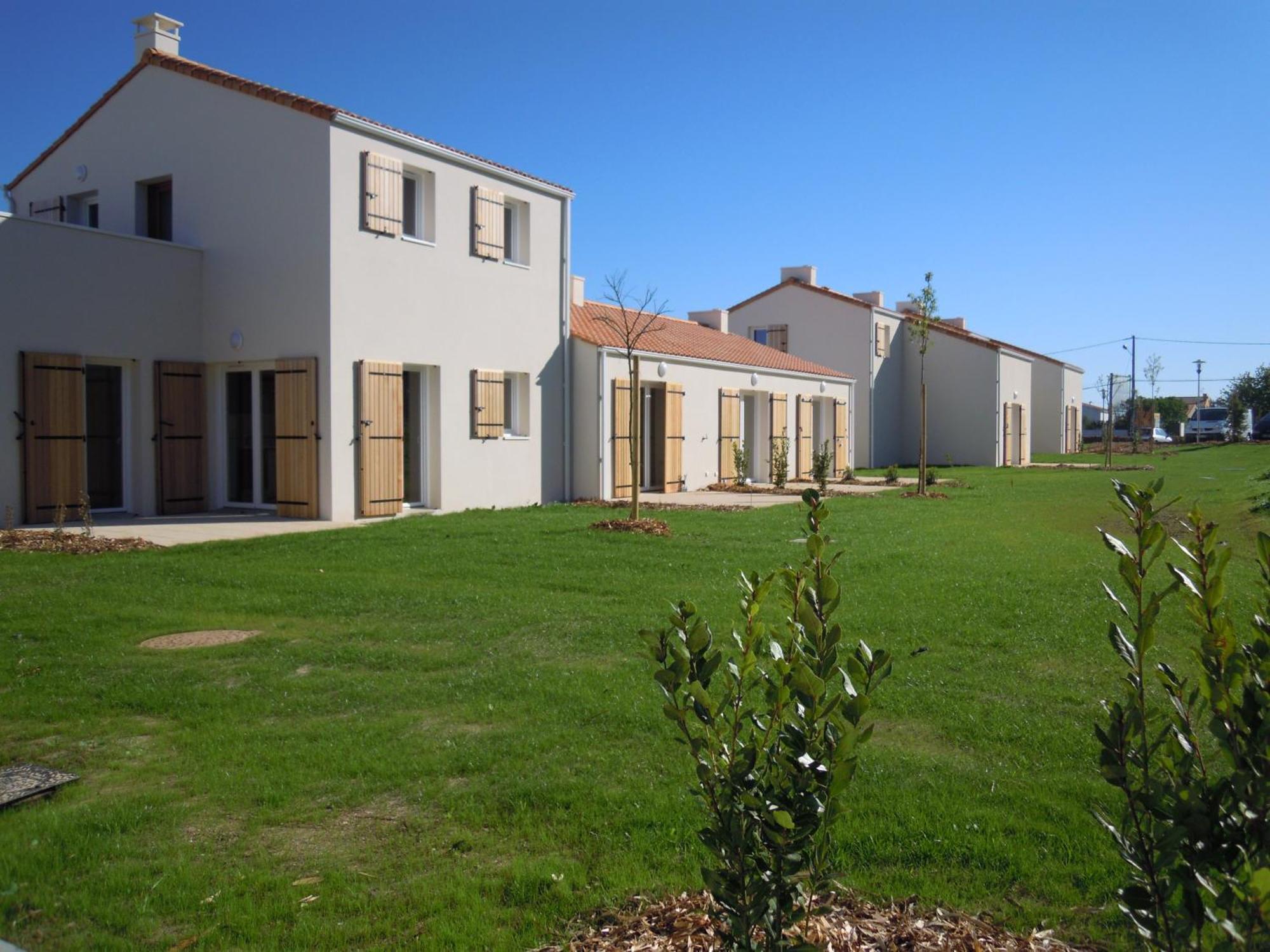 Residence Nemea Les Grands Rochers Ле-Сабль-д’Олон Экстерьер фото